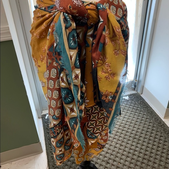 Patchwork Foil Oblong Scarf - Picture 6 of 10